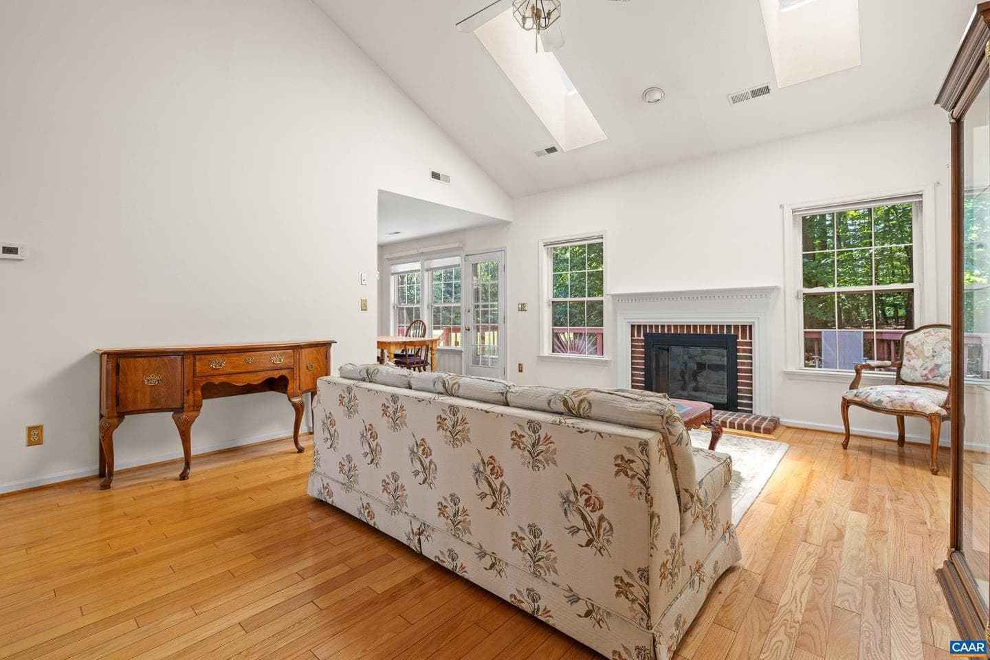 2040 Whispering Woods Dr photo 20