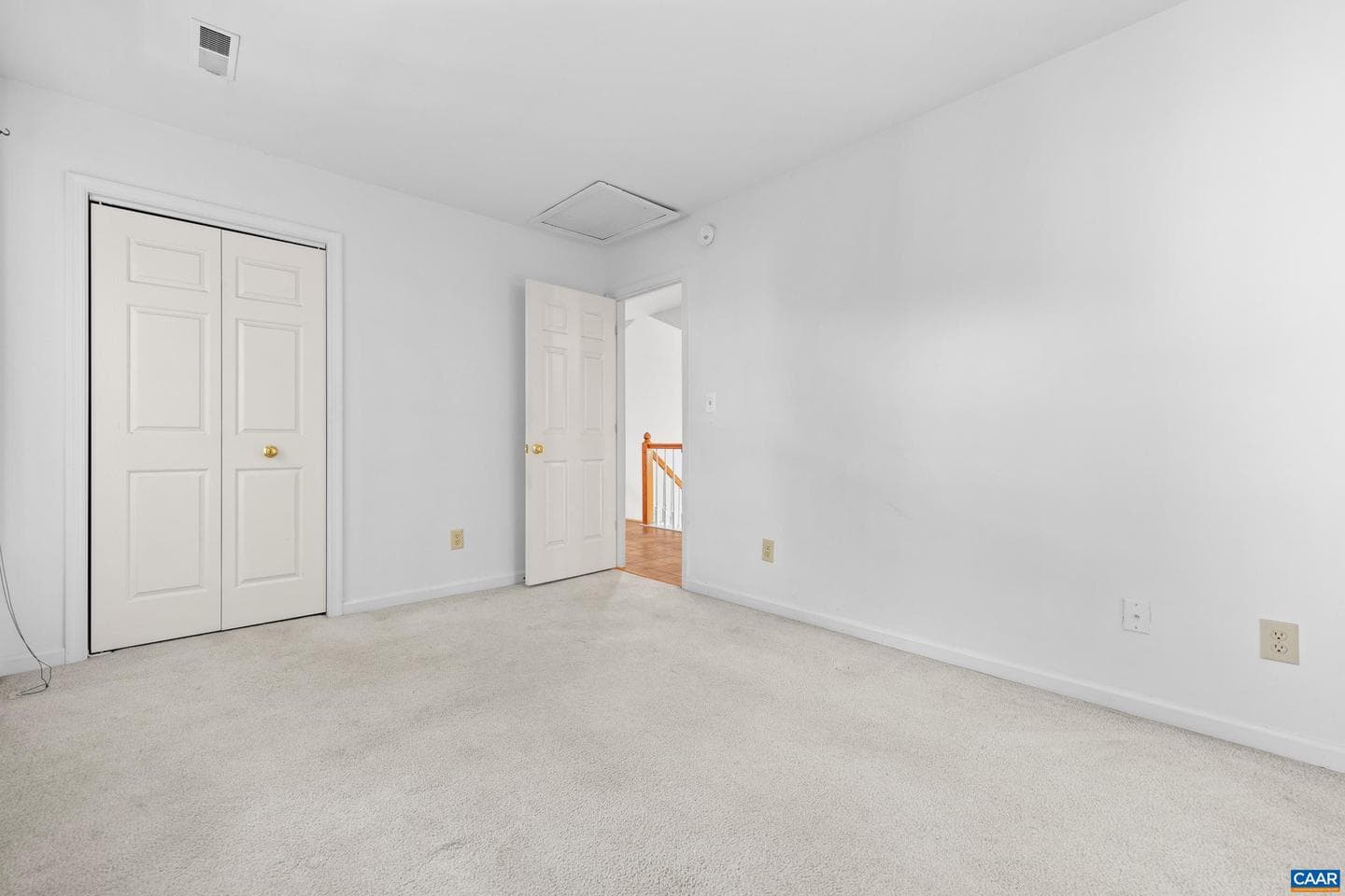 2040 Whispering Woods Dr photo 34