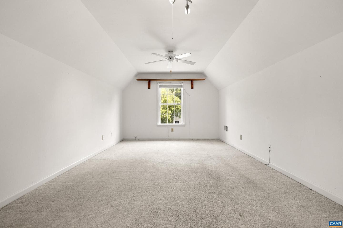 2040 Whispering Woods Dr photo 36