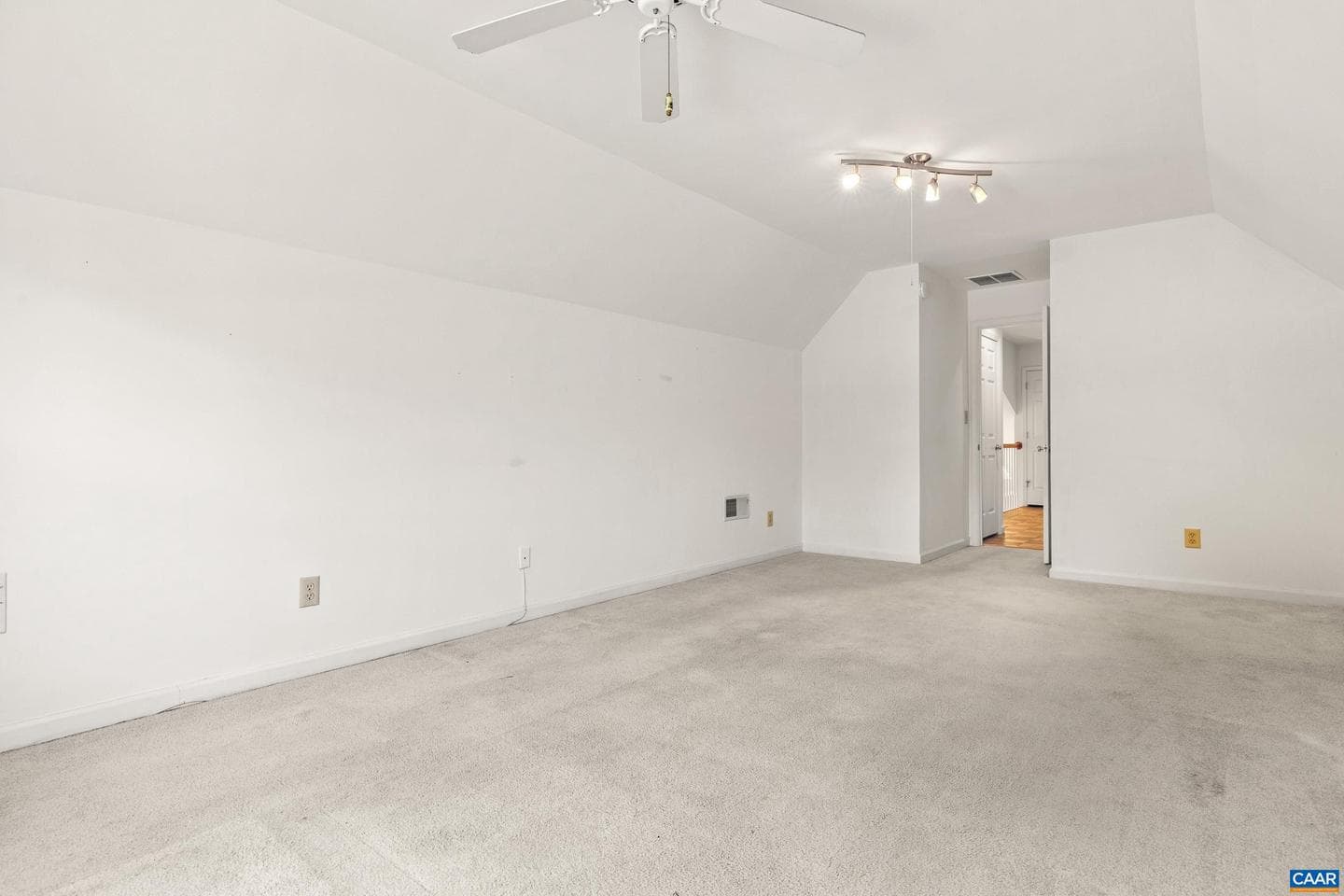 2040 Whispering Woods Dr photo 38