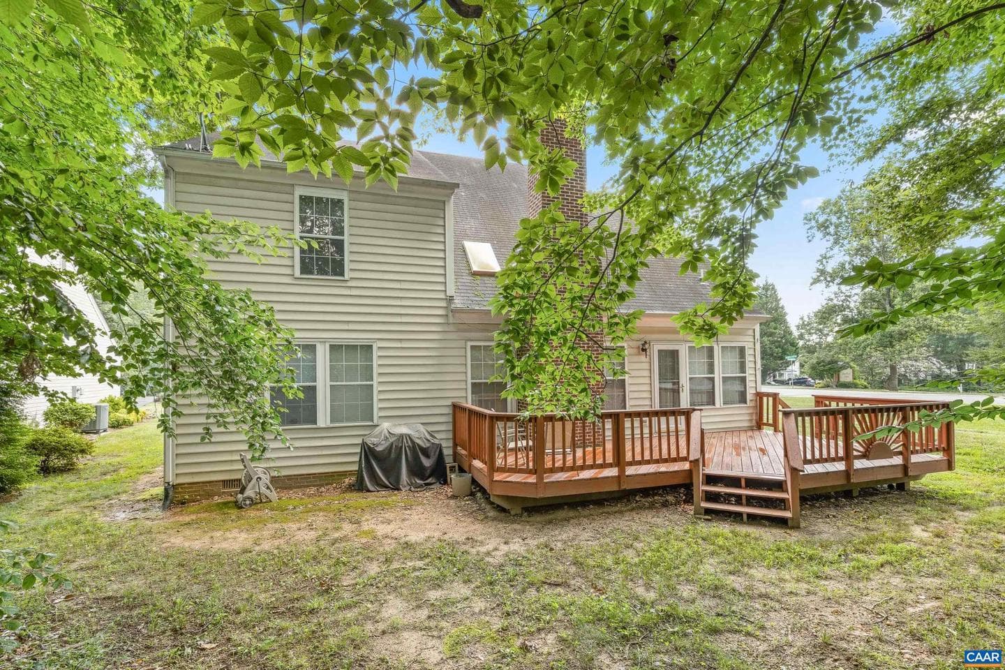 2040 Whispering Woods Dr photo 4