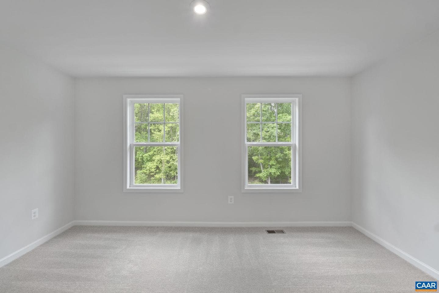 2265 Woodburn Rd photo 28
