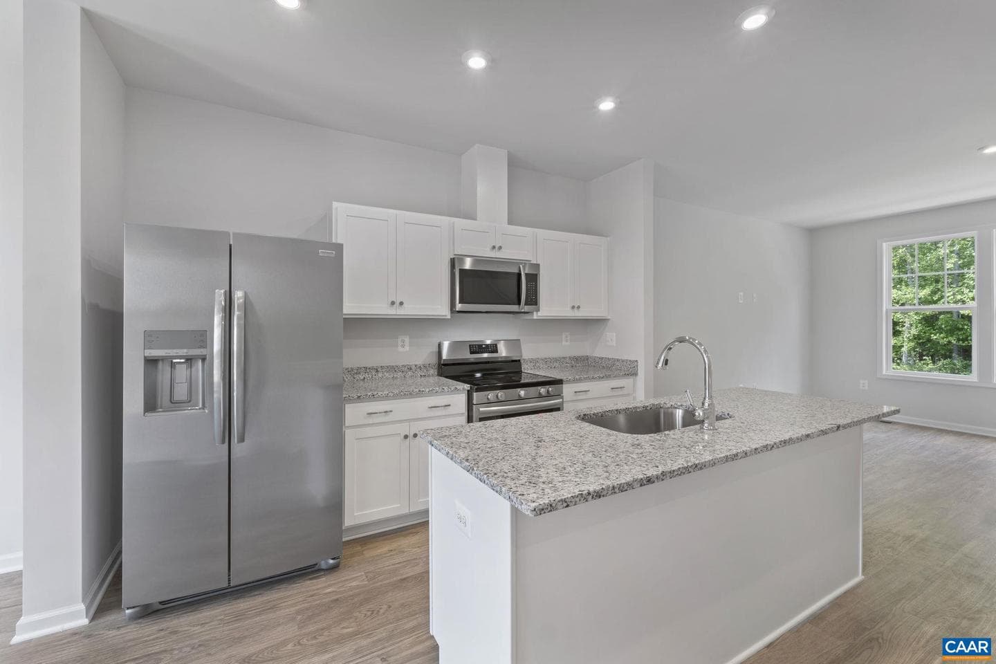 2265 Woodburn Rd photo 9