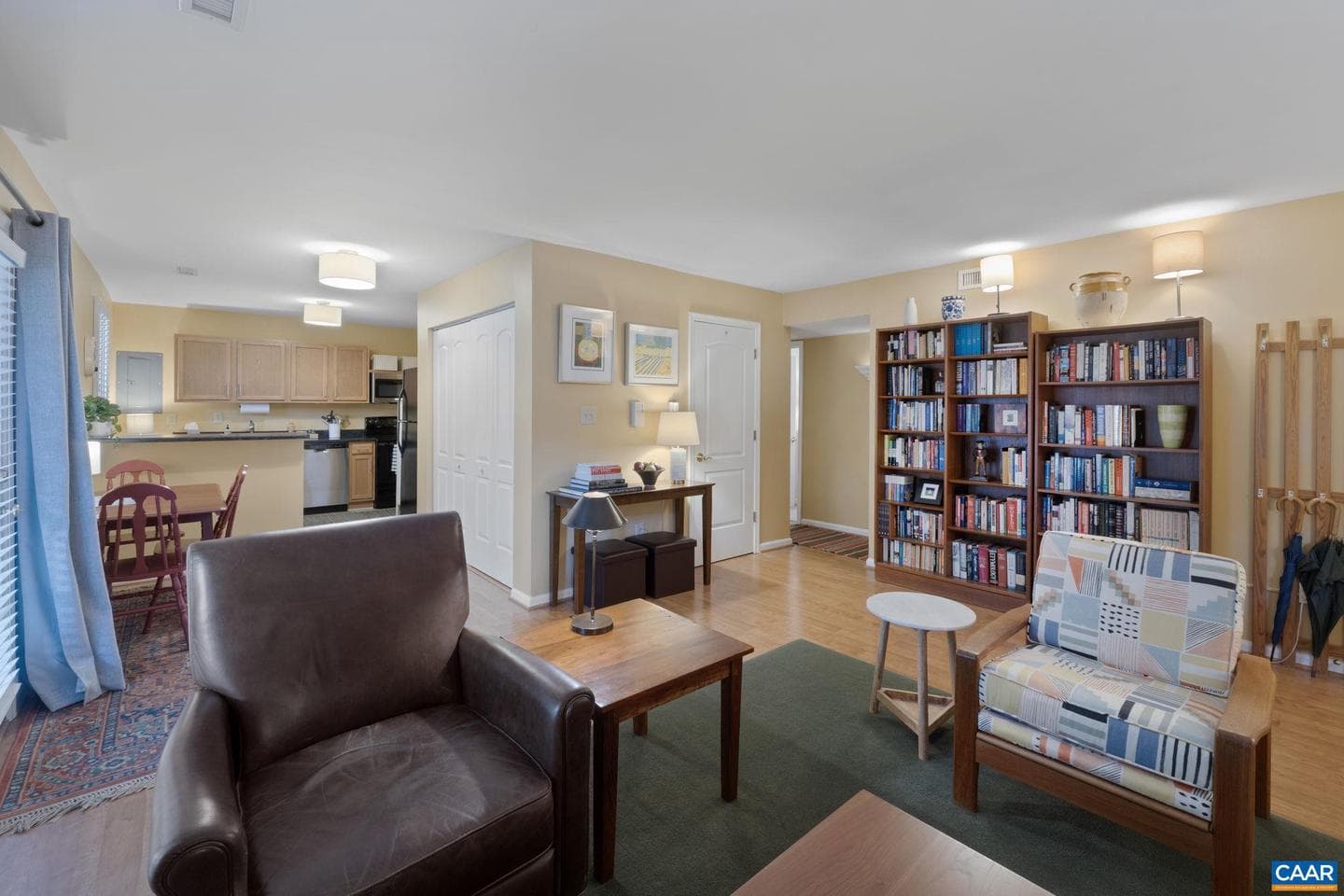 1504 Villa Ter #b photo 6