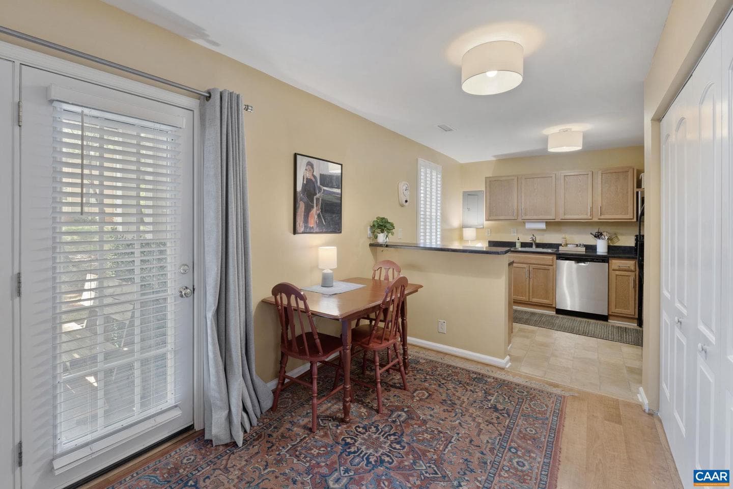 1504 Villa Ter #b photo 7