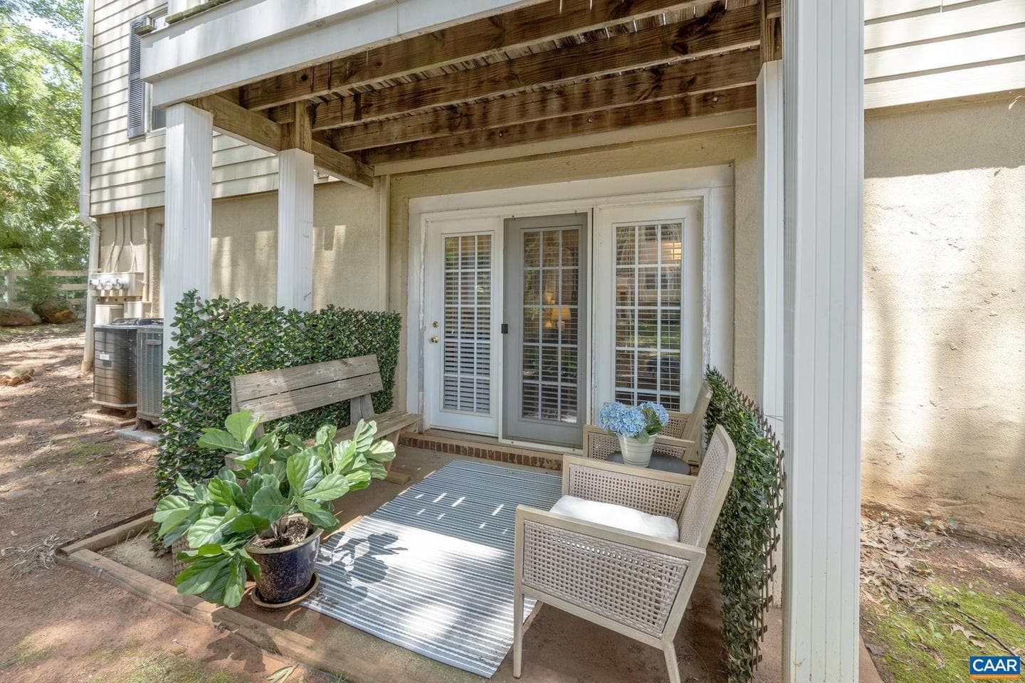 1504 Villa Ter #b photo 9