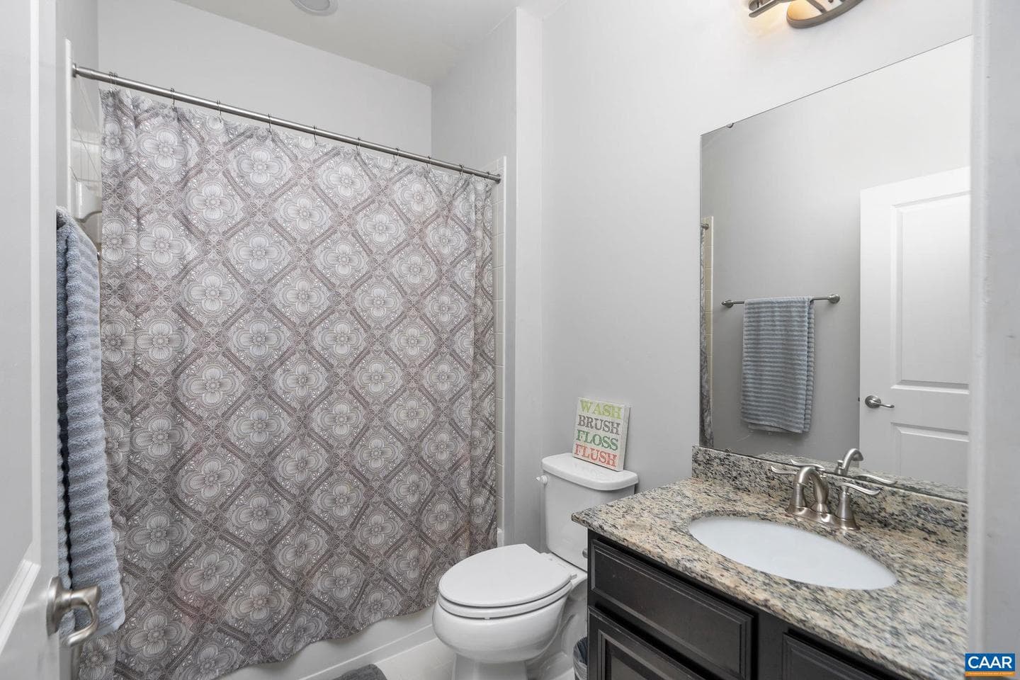 2014 Bethpage Ct photo 40