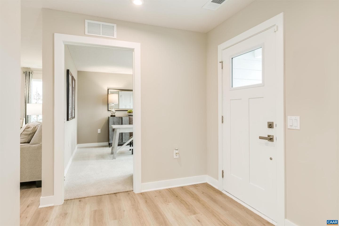57 Gunnison Dr photo 3