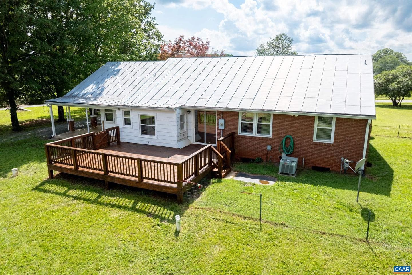 1293 Reas Ford Rd photo 2