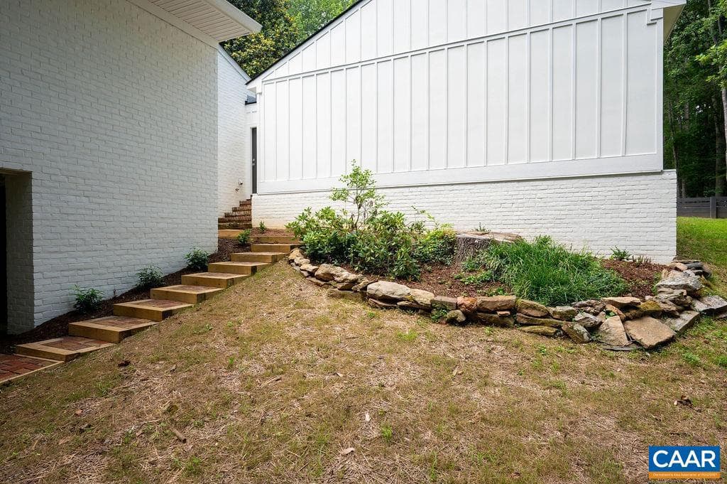 209 Montvue Dr photo 44