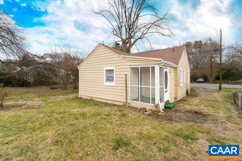 1316 Chesapeake St photo 17