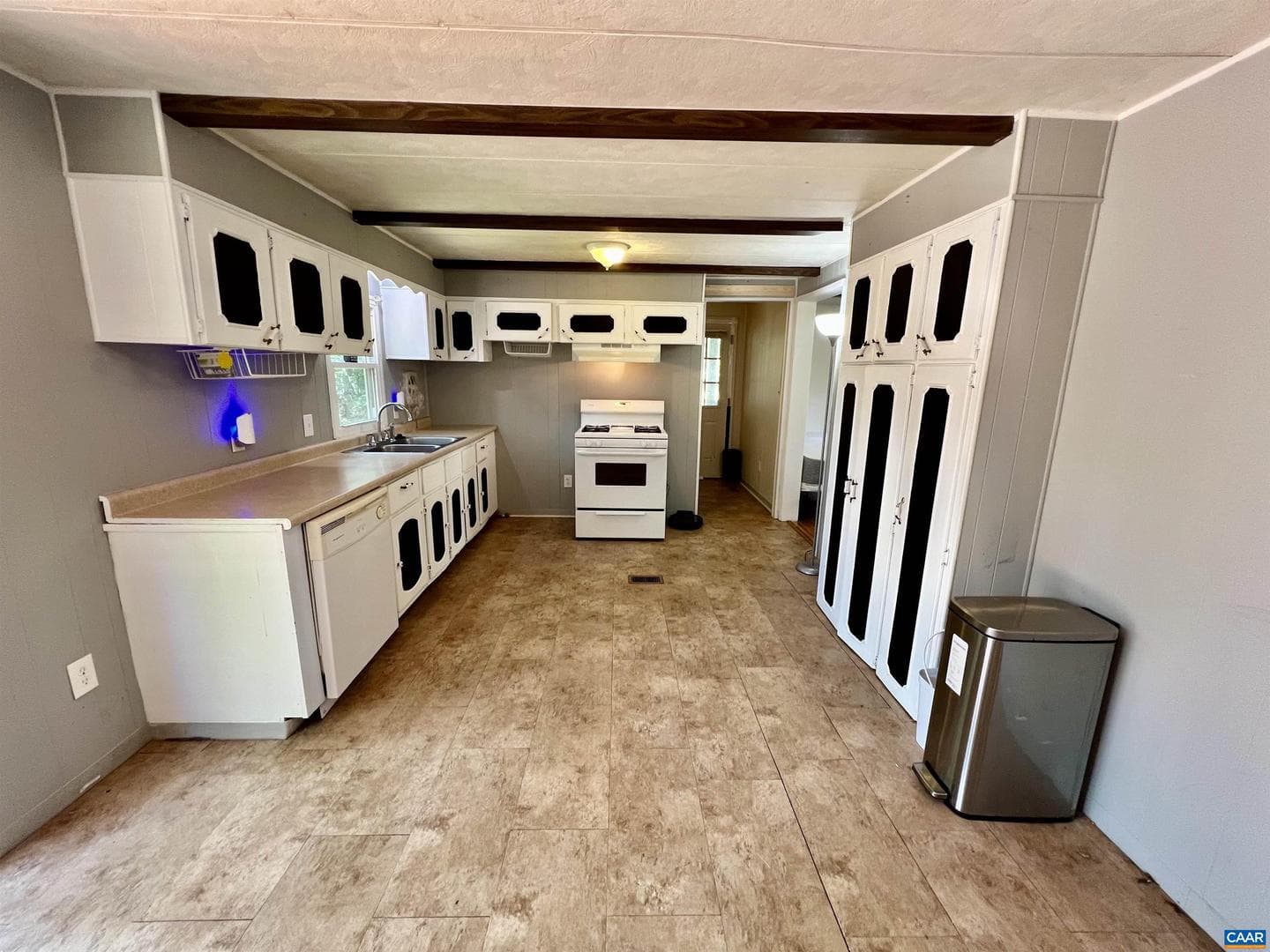 6790 Foster Rdg photo 10