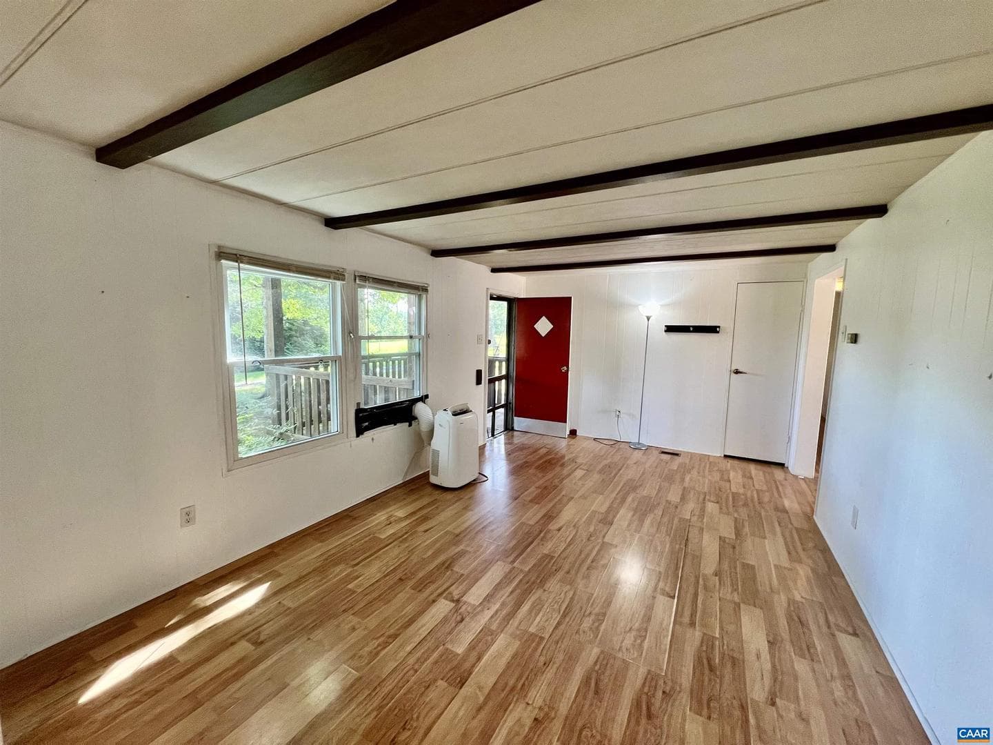 6790 Foster Rdg photo 4