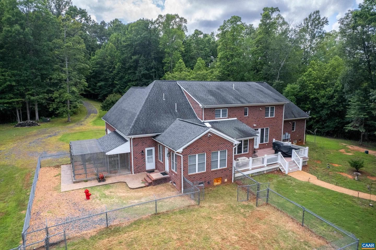 4517 Gravel Hill Rd photo 3