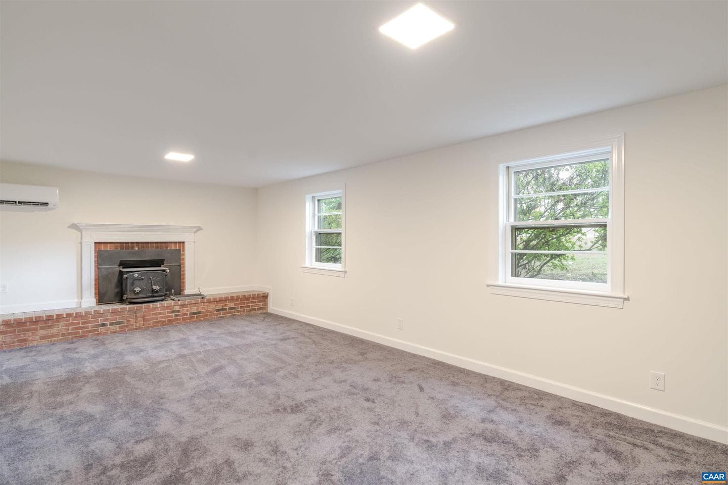511 Berwick Ct photo 22