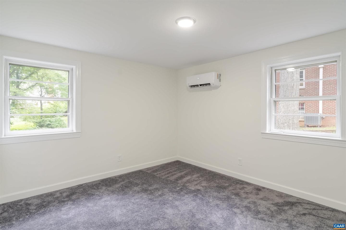 511 Berwick Ct photo 27