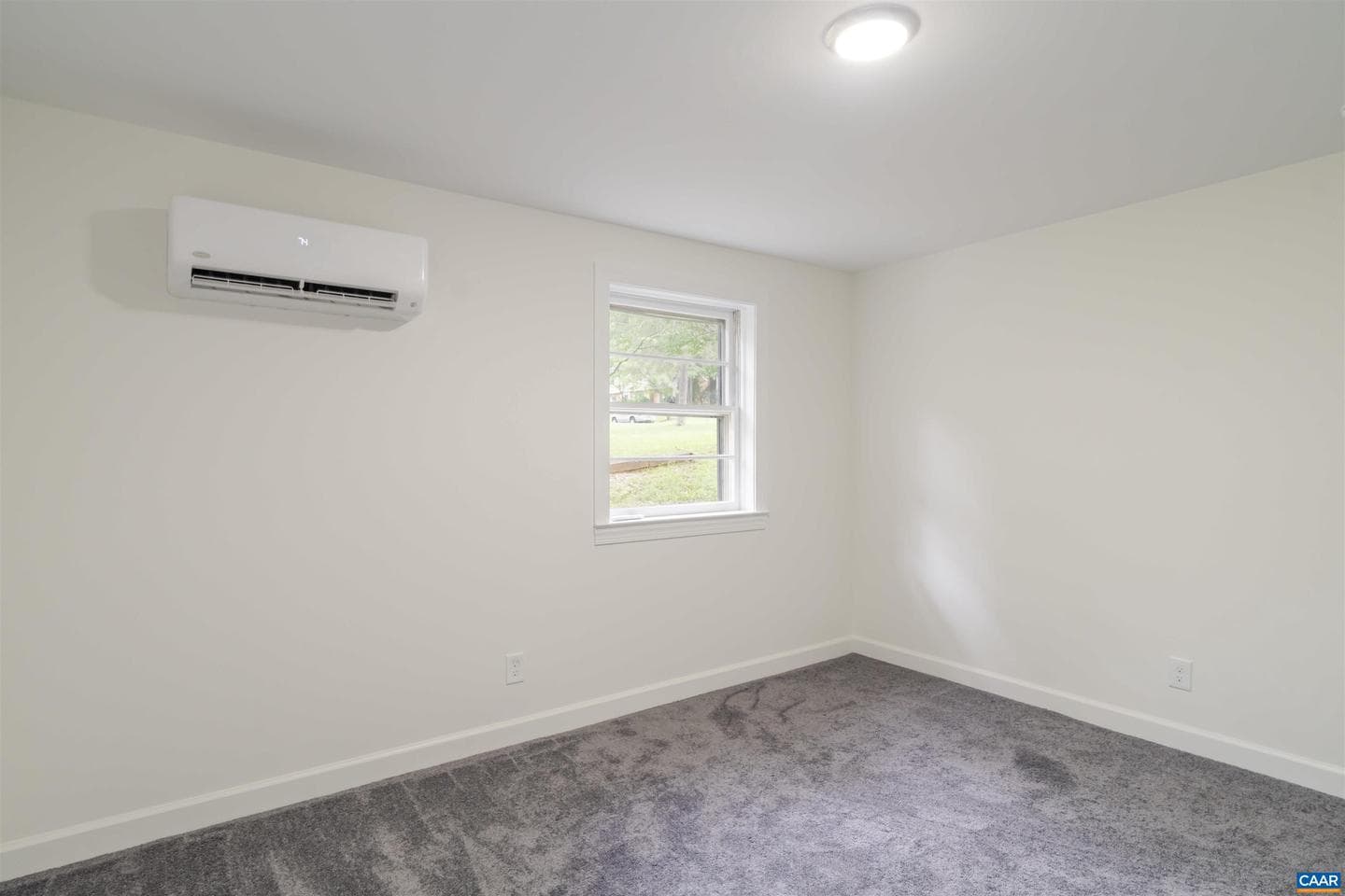 511 Berwick Ct photo 28