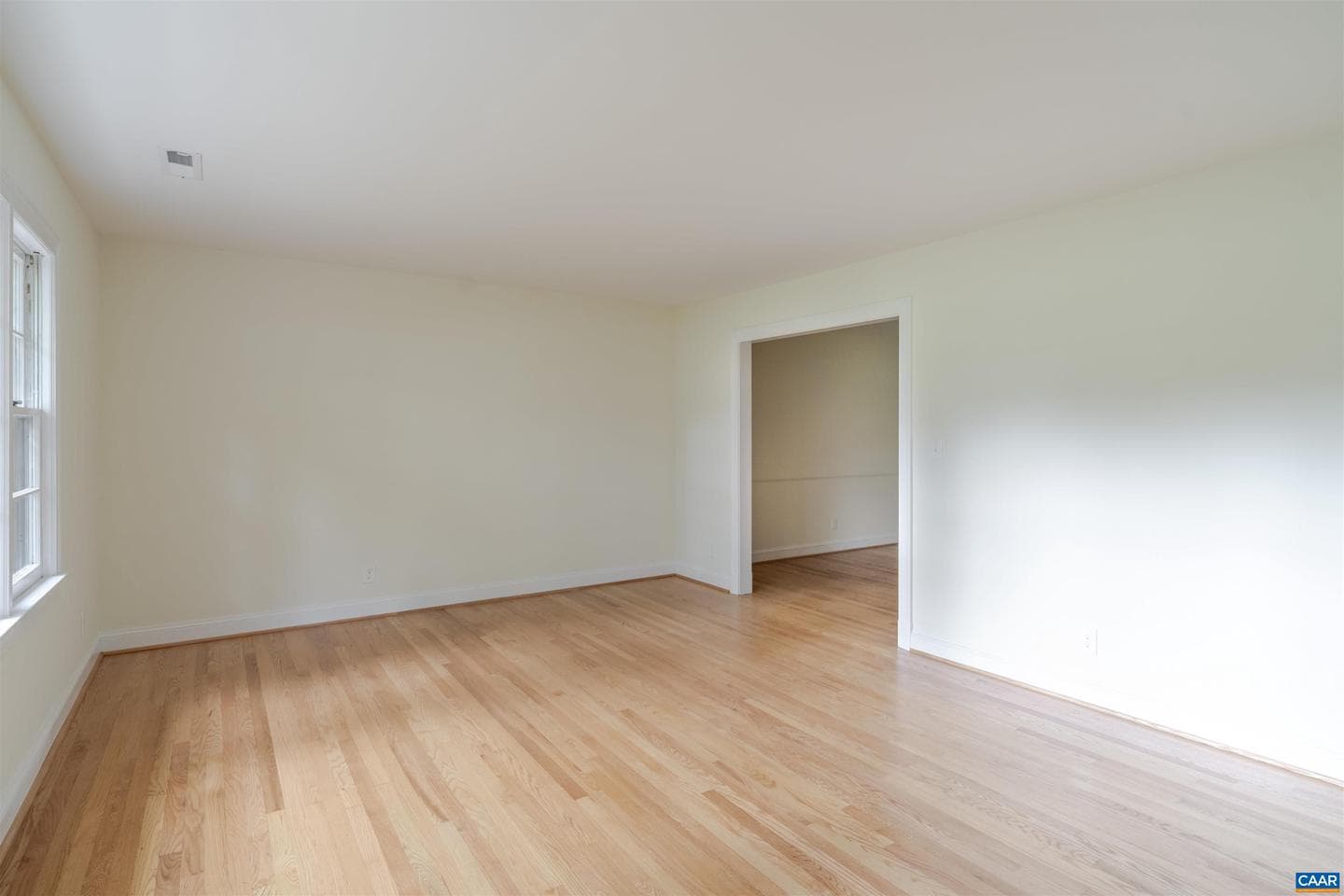 511 Berwick Ct photo 7