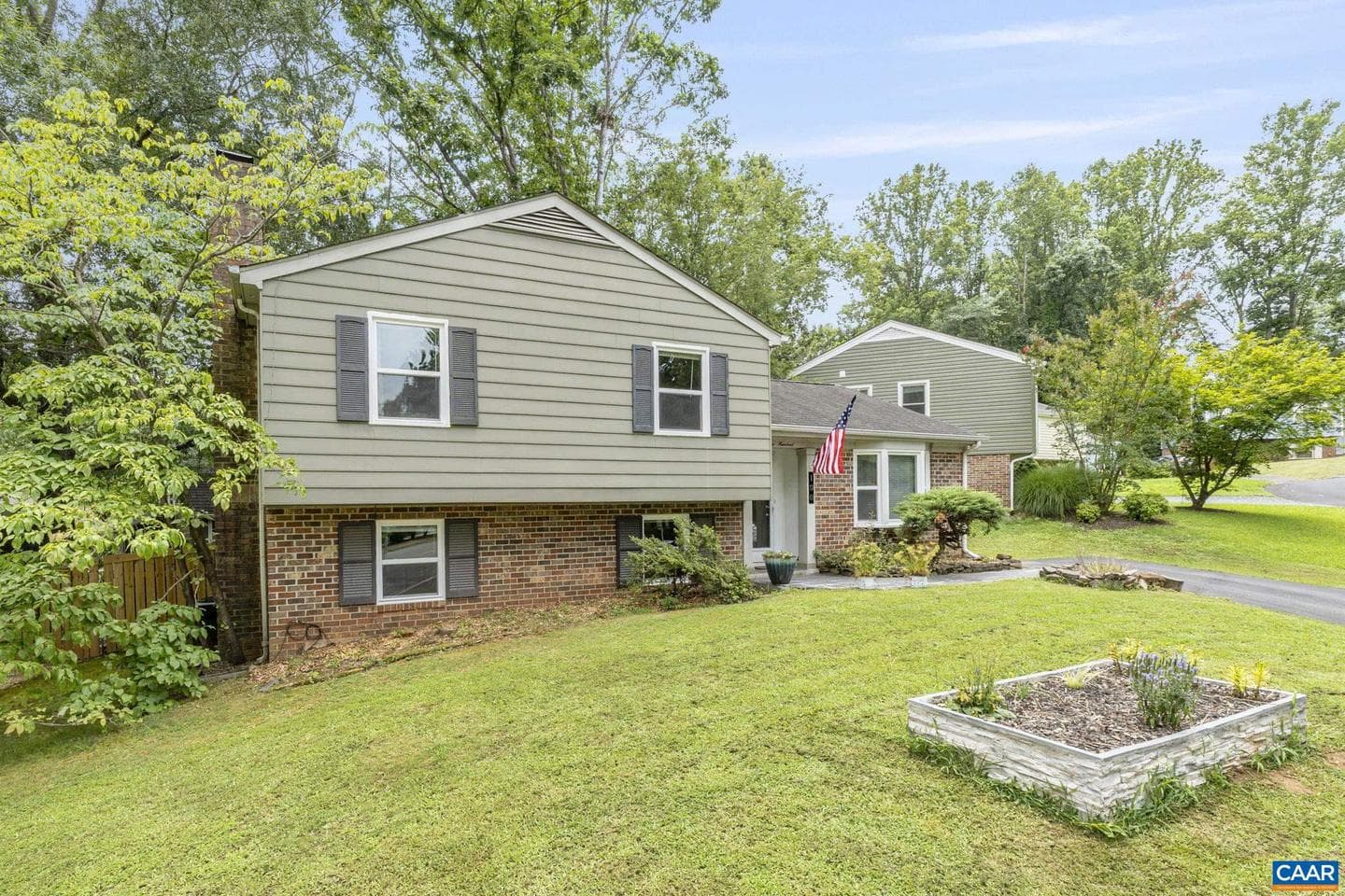 100 Grimes Pl photo 33