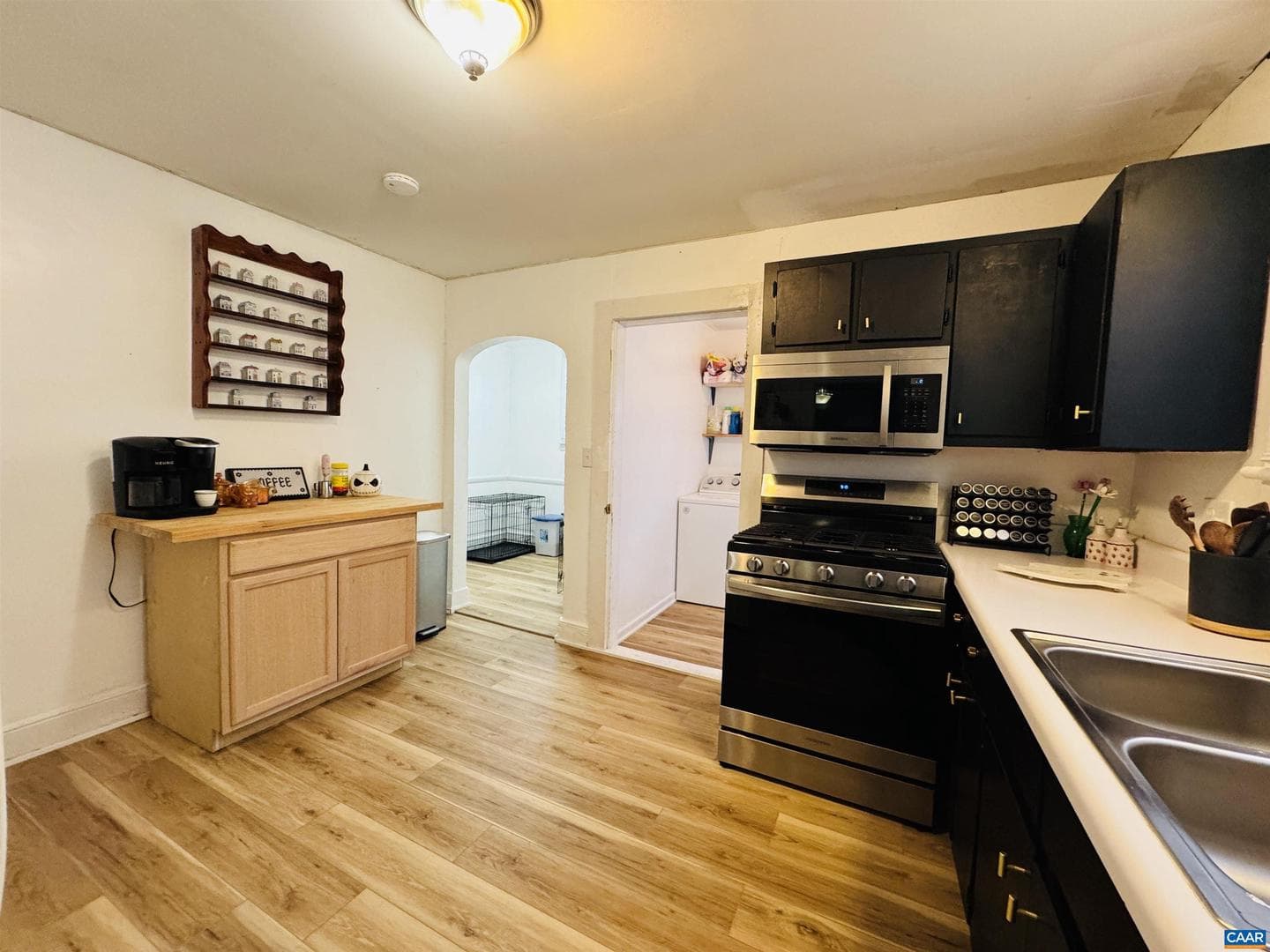 529 Bluff Ave photo 9