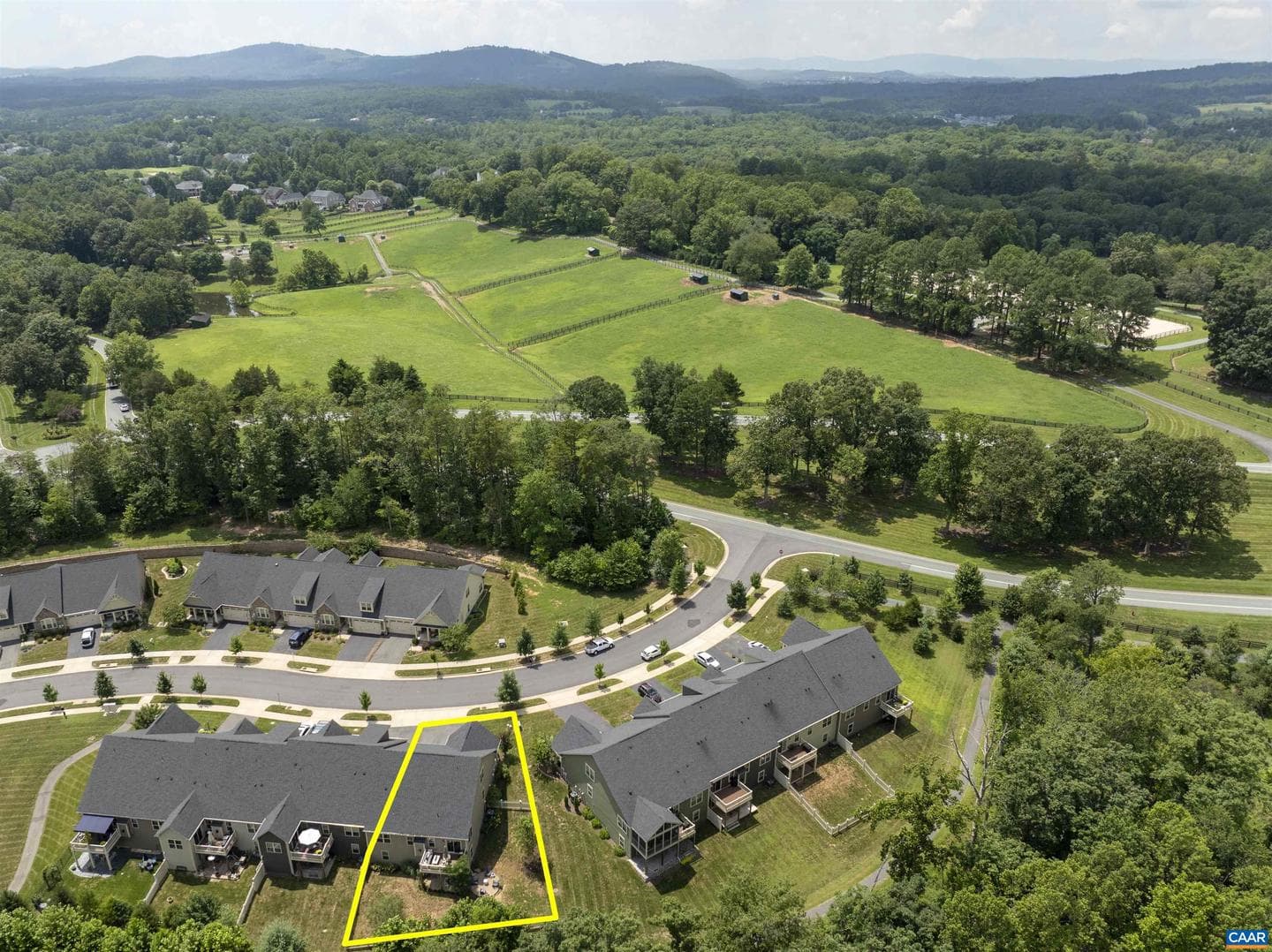 359 Winding Rd photo 43