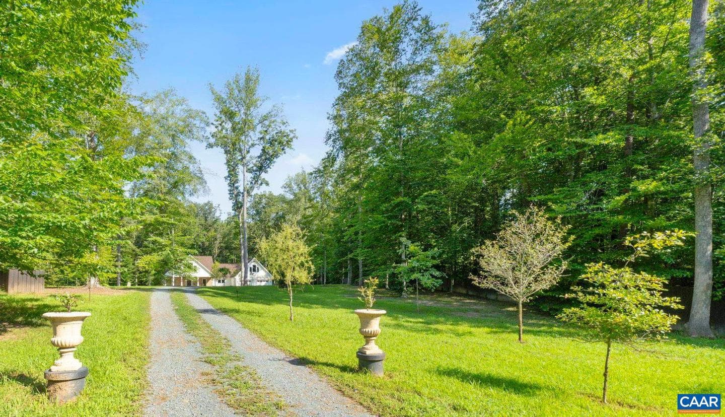 242 Bowlers Mill Ln photo 7