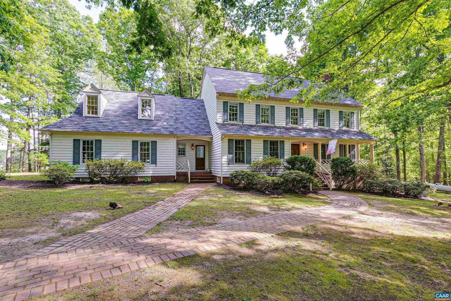 2047 Alldever Dr photo 2