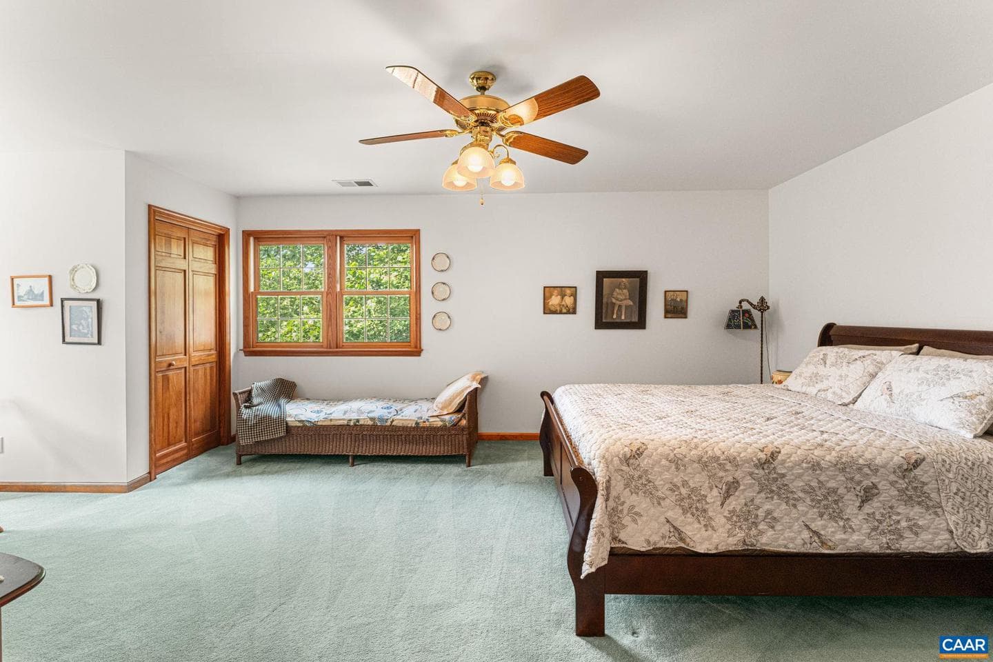 690 Page St photo 33
