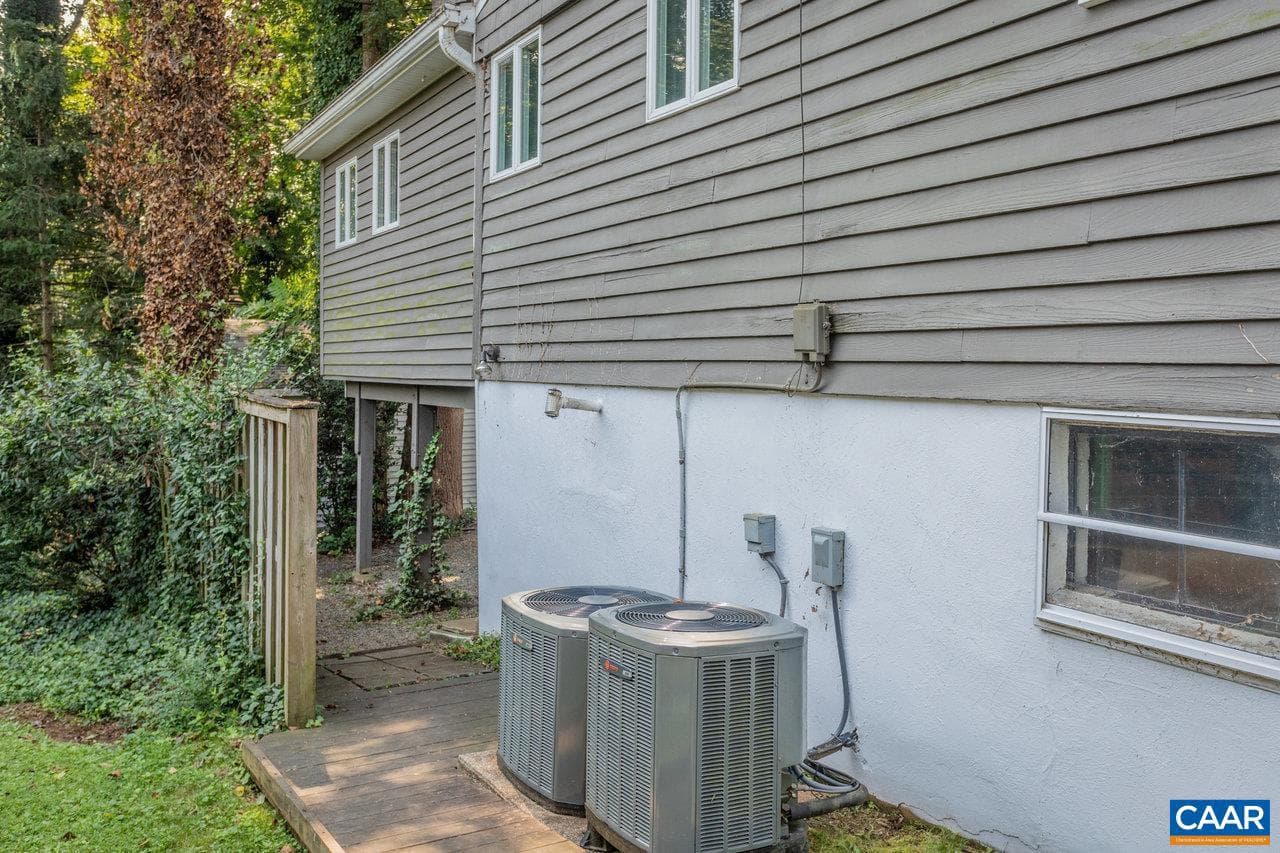 1706 Cherry Ave photo 57