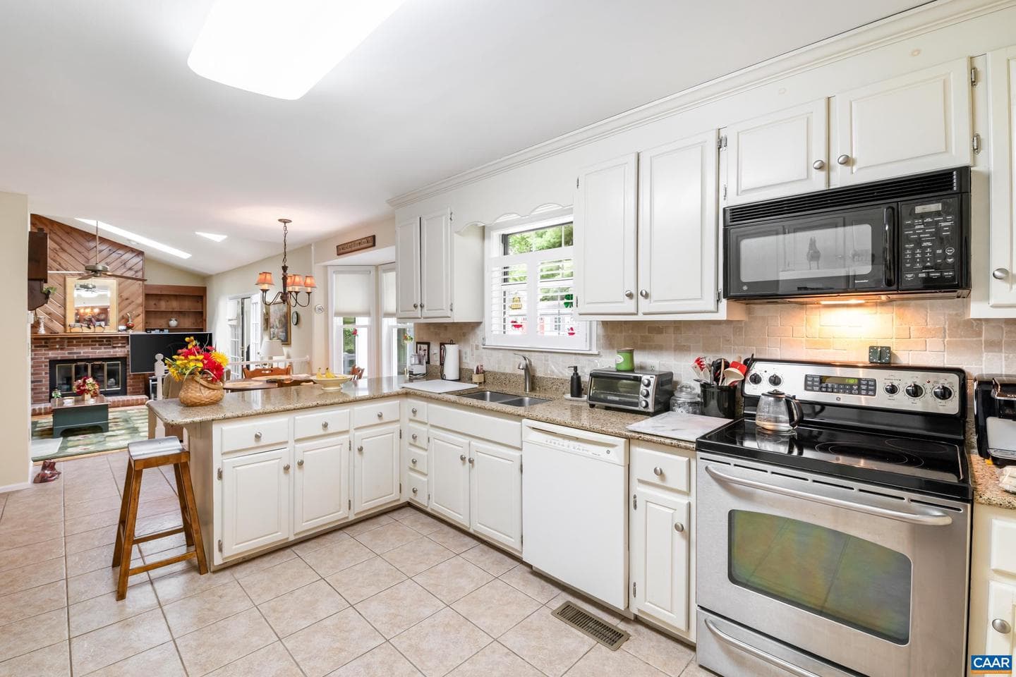 3980 Loftlands Dr photo 12