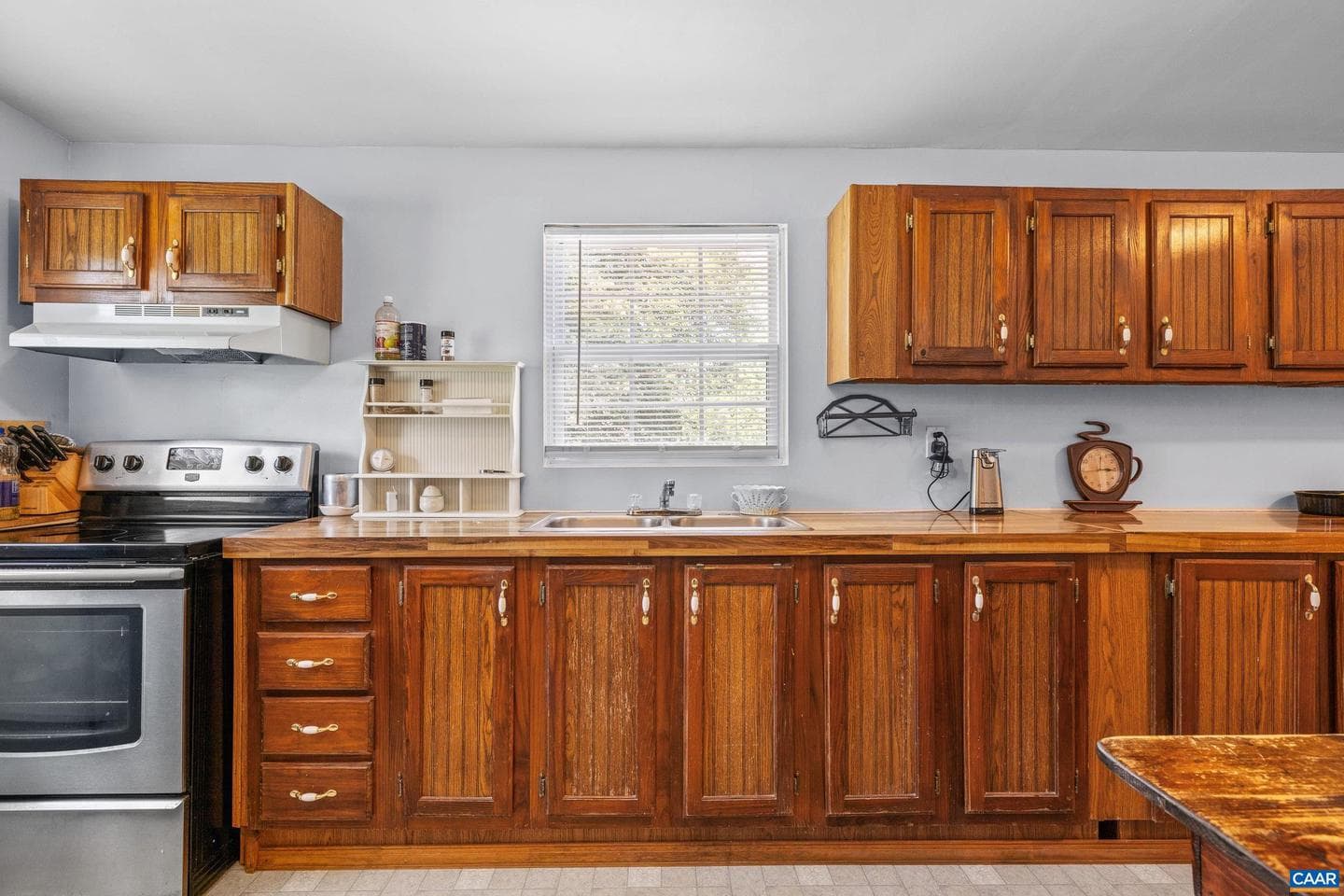10589 Spotswood Trl photo 22