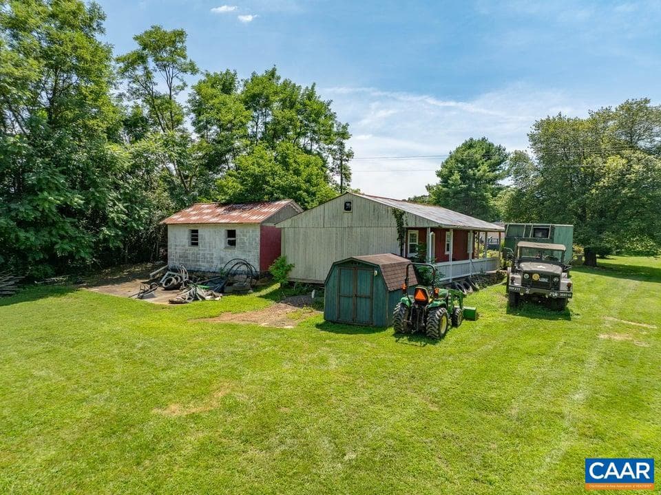 10589 Spotswood Trl photo 44