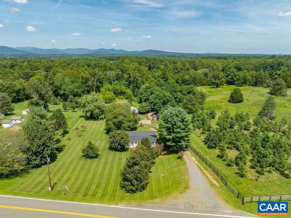 10589 Spotswood Trl photo 59