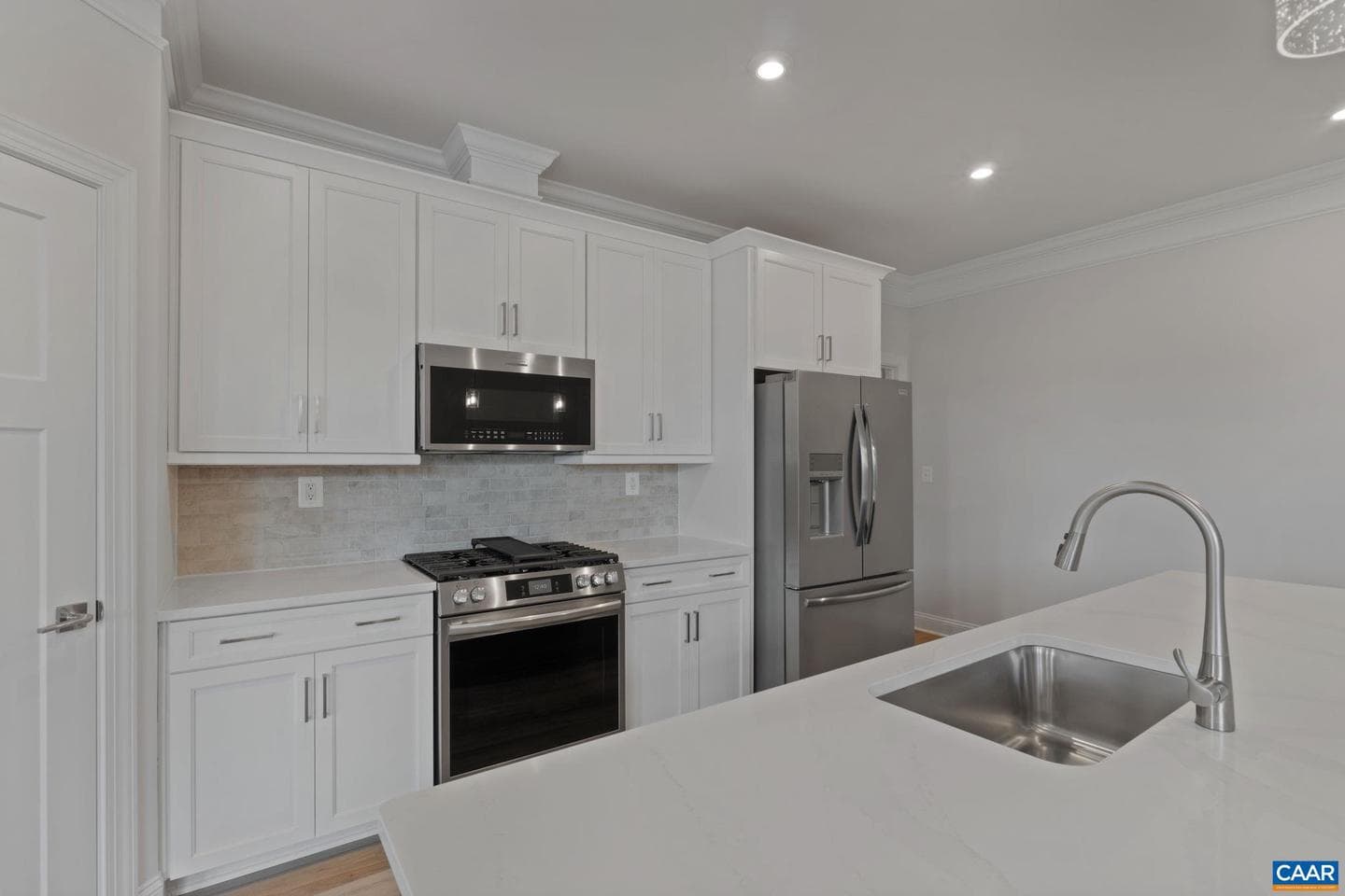 108 Sunbird Ln photo 10