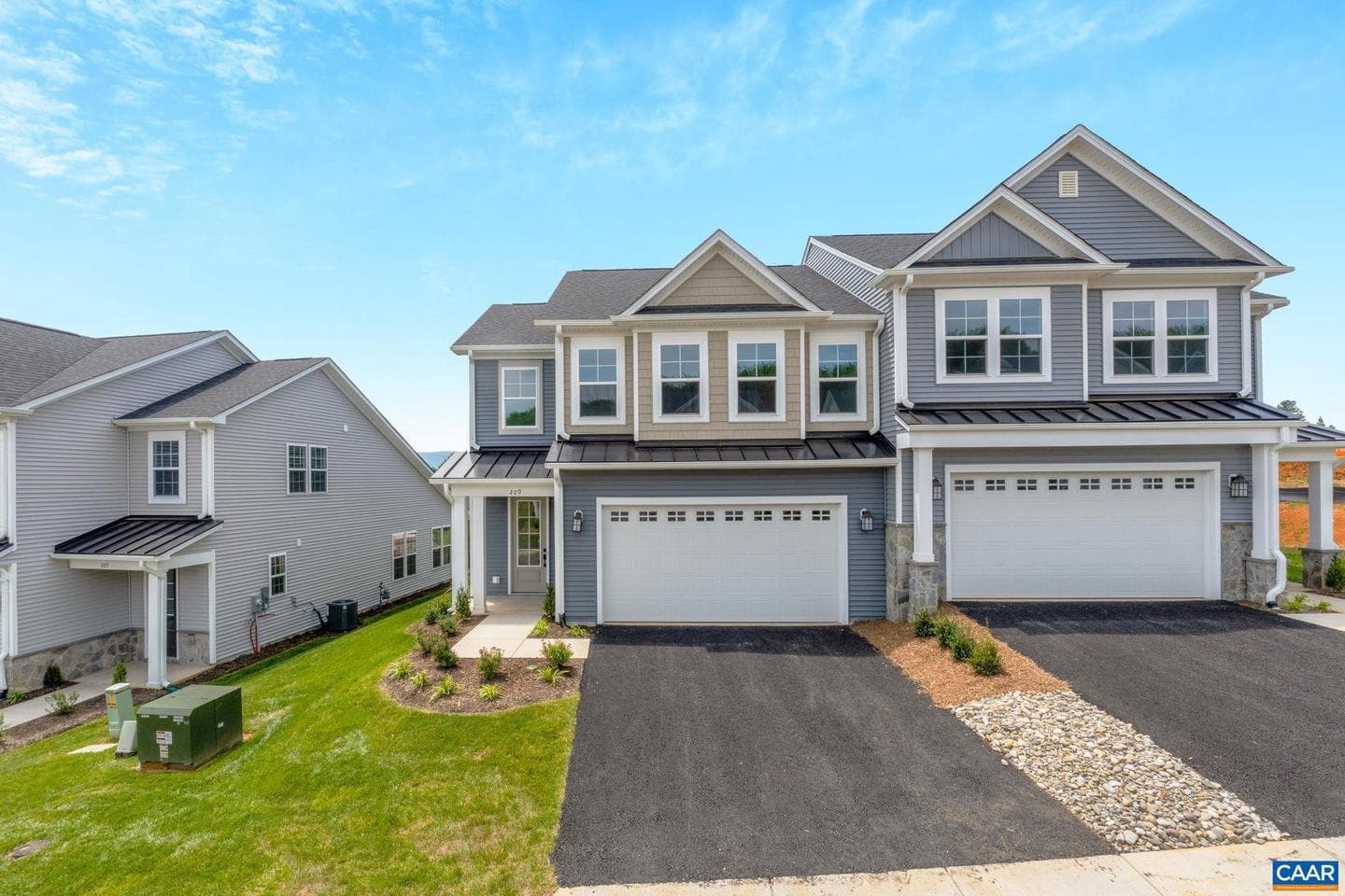 108 Sunbird Ln photo 2