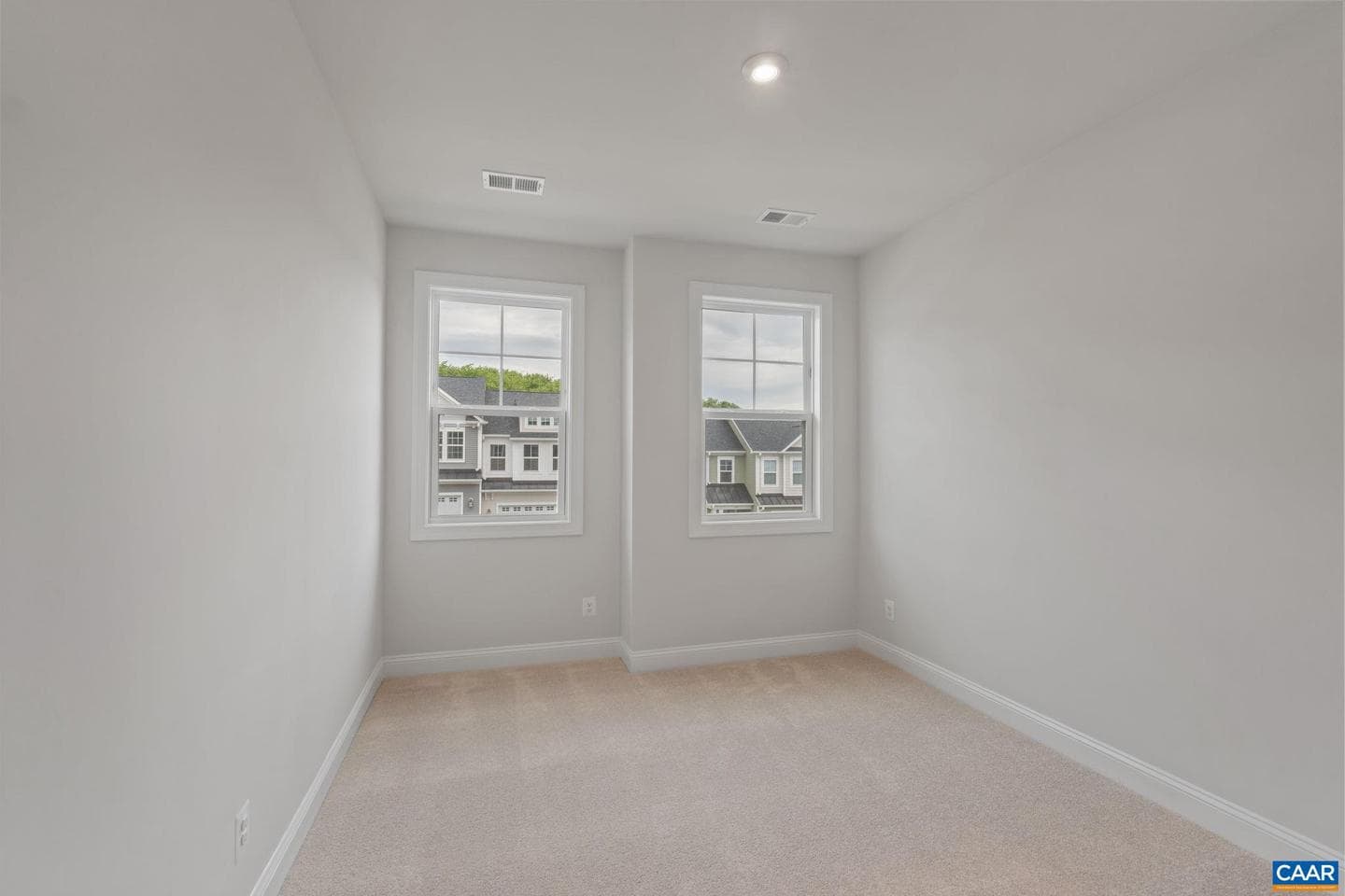 108 Sunbird Ln photo 29