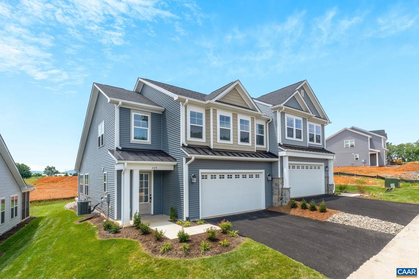 108 Sunbird Ln photo 3