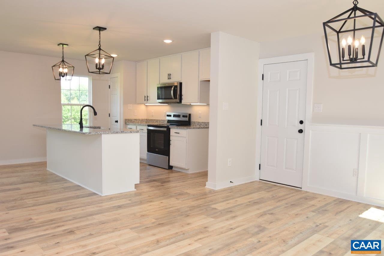 4637 Venable Rd #ven 7 photo 3