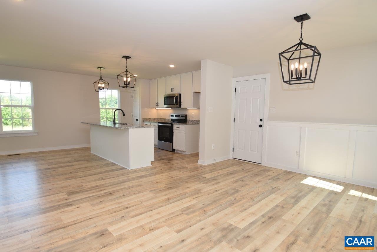 4637 Venable Rd #ven 7 photo 4