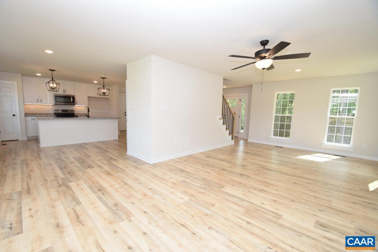 4637 Venable Rd #ven 7 photo 9