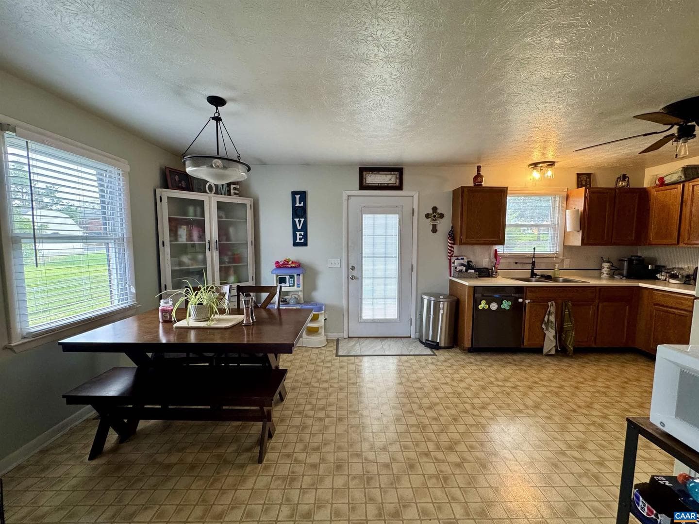 96 Mill Stone Dr photo 10