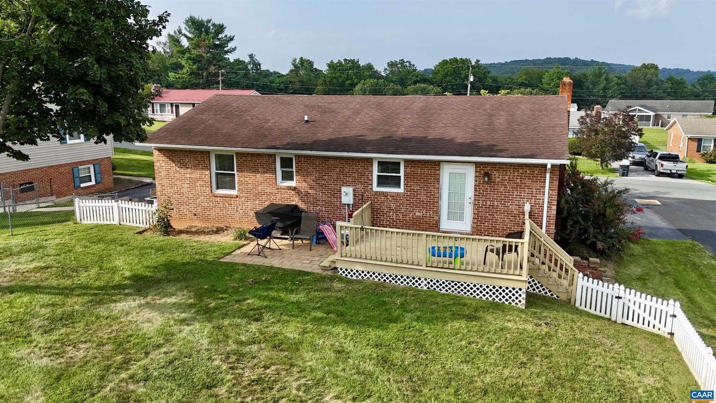 96 Mill Stone Dr photo 58
