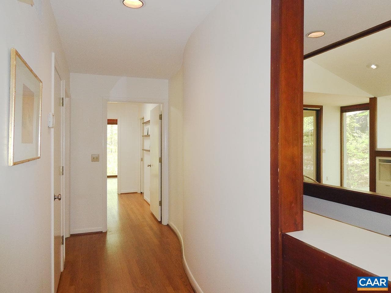 1502 Holly Rd photo 3