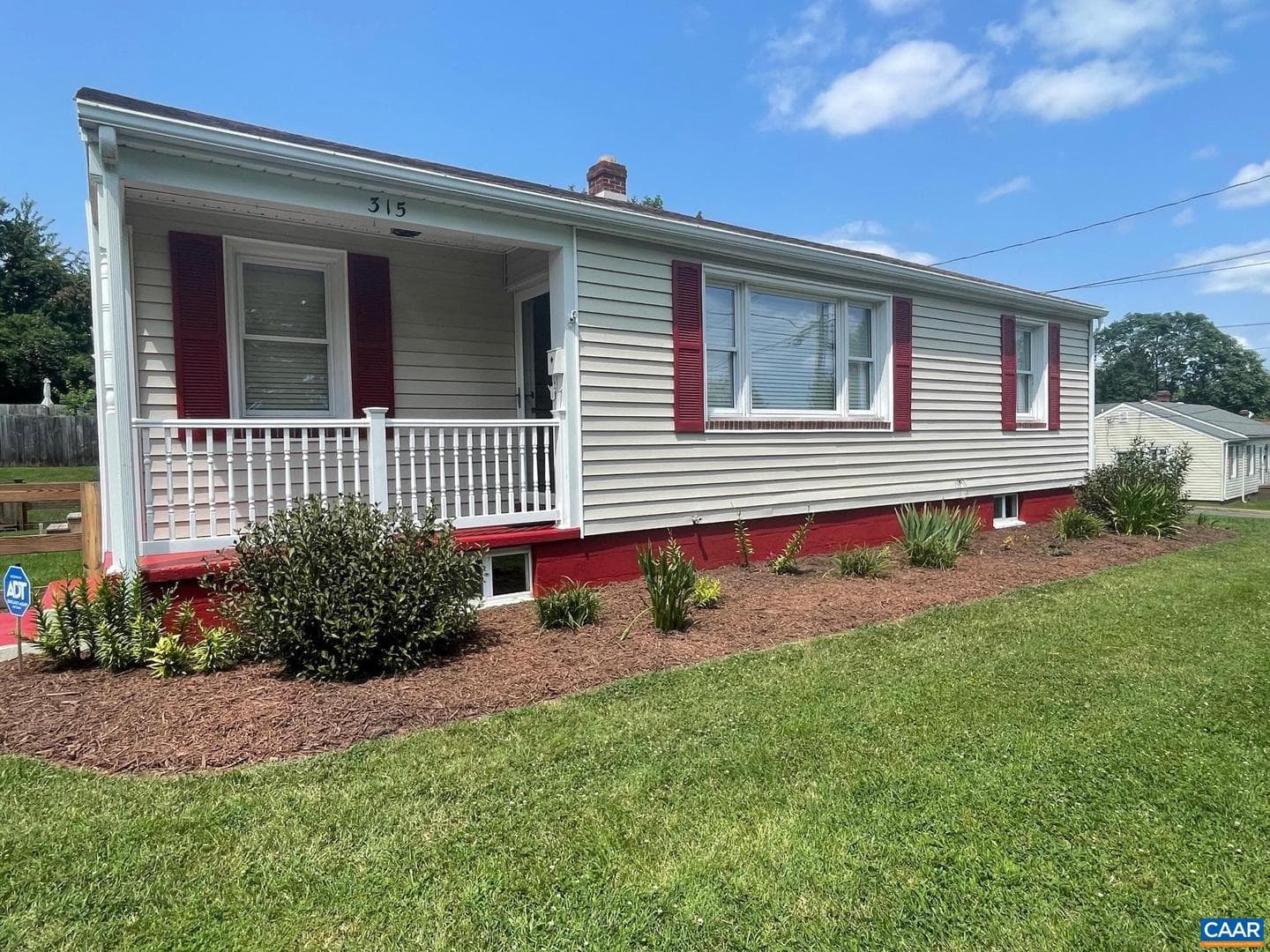 315 Williams Dr photo 4