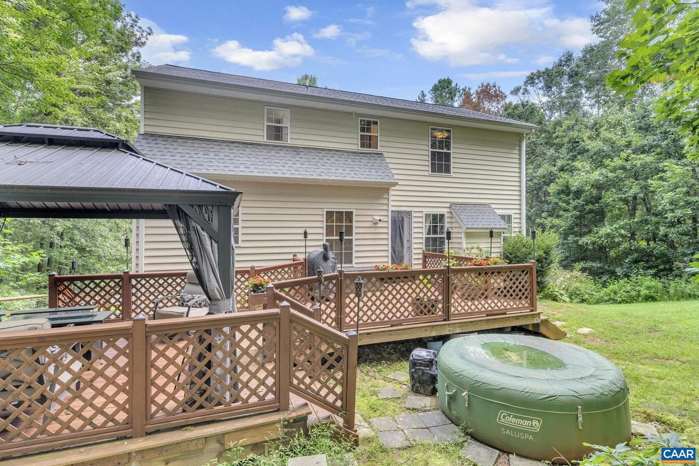 222 White Cedar Rd photo 36