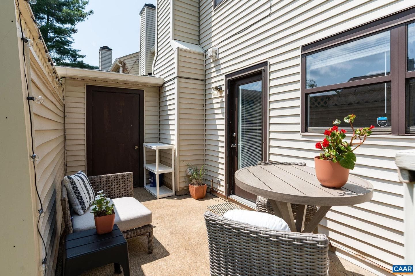 577 Millstone Ct photo 26