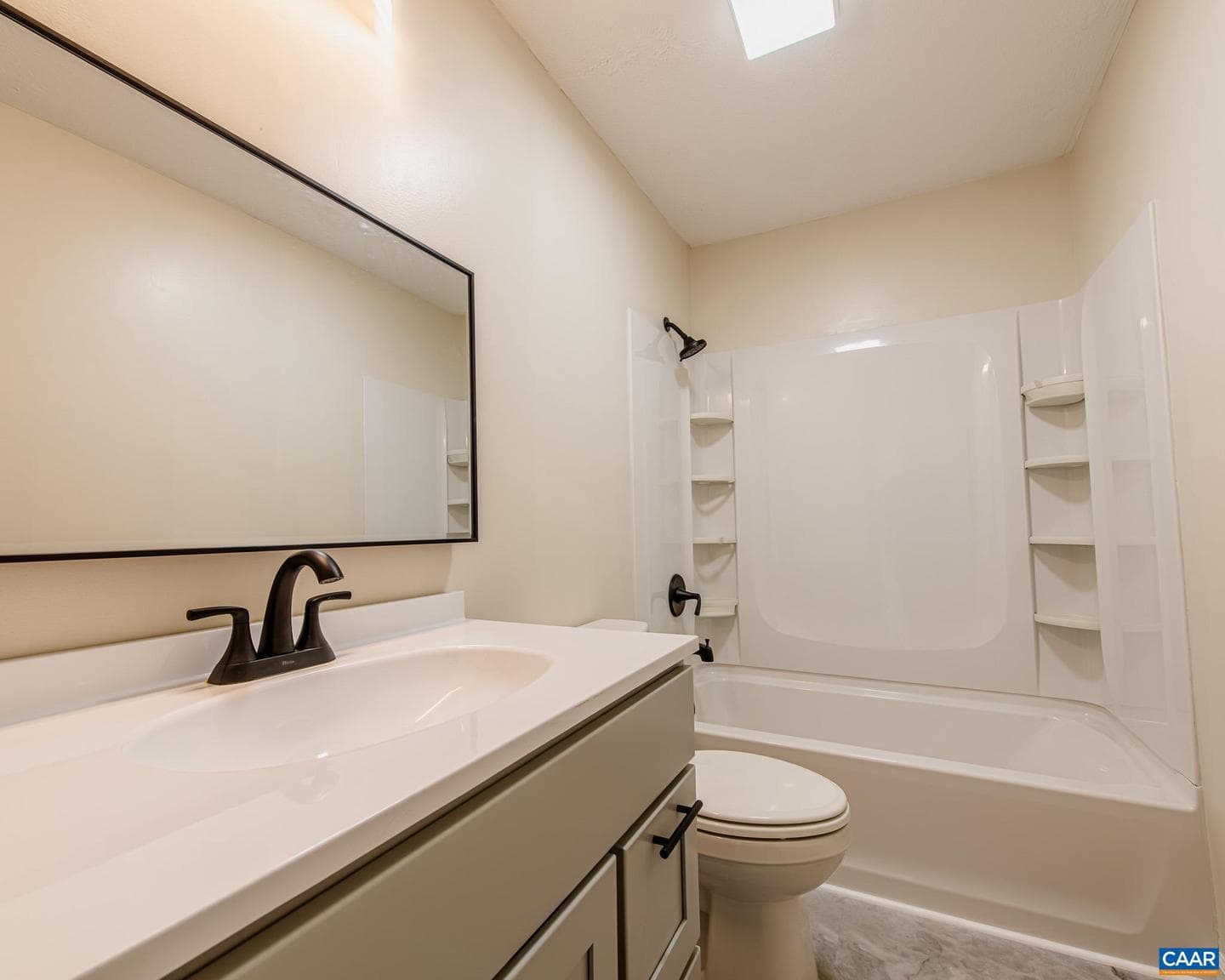 101 Dun Glory Dr photo 29