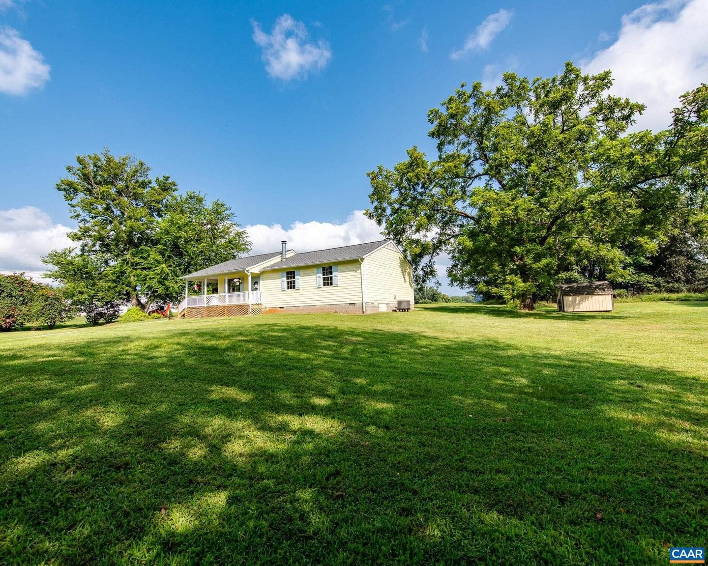 101 Dun Glory Dr photo 4