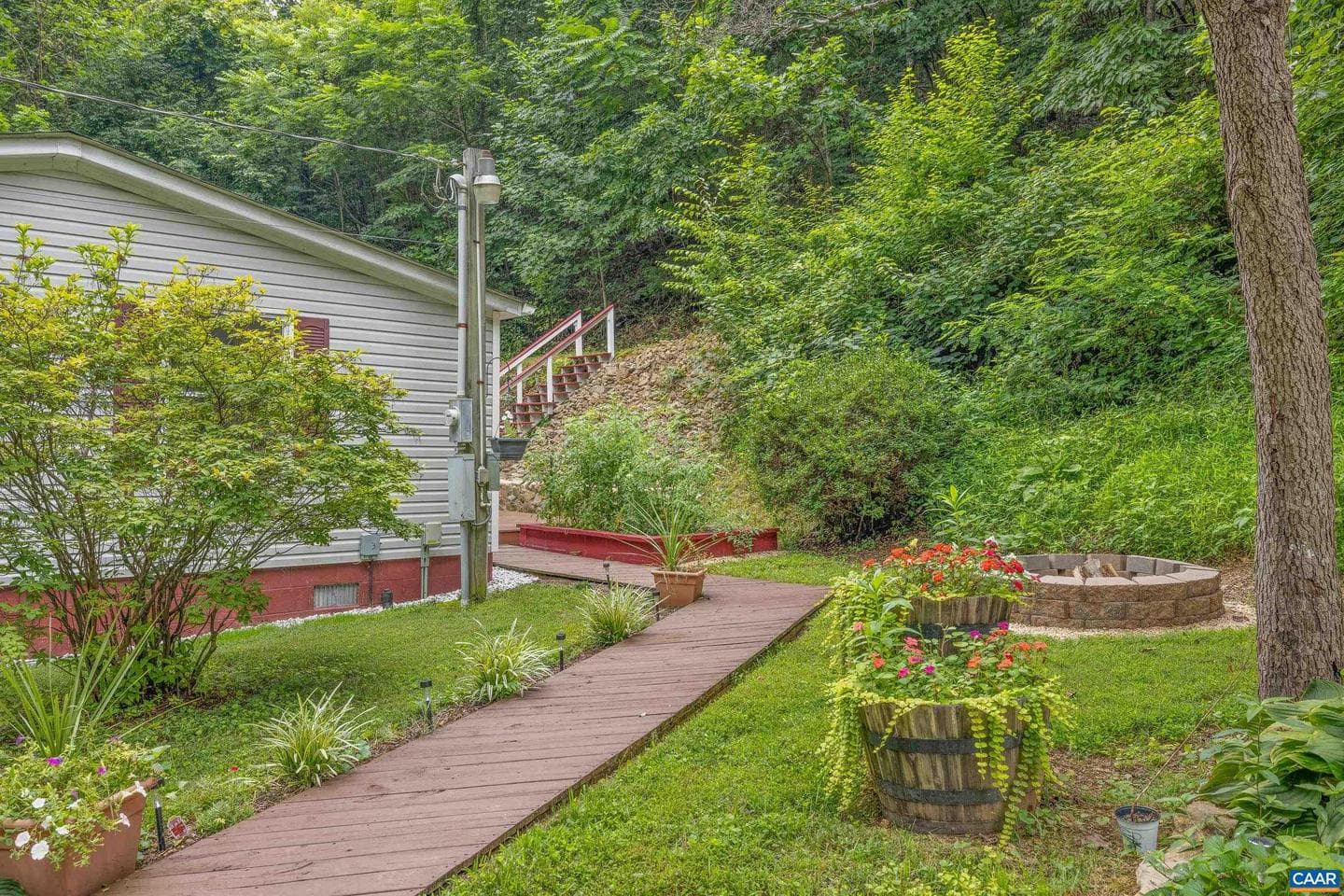 3141 Beech Grove Rd photo 29