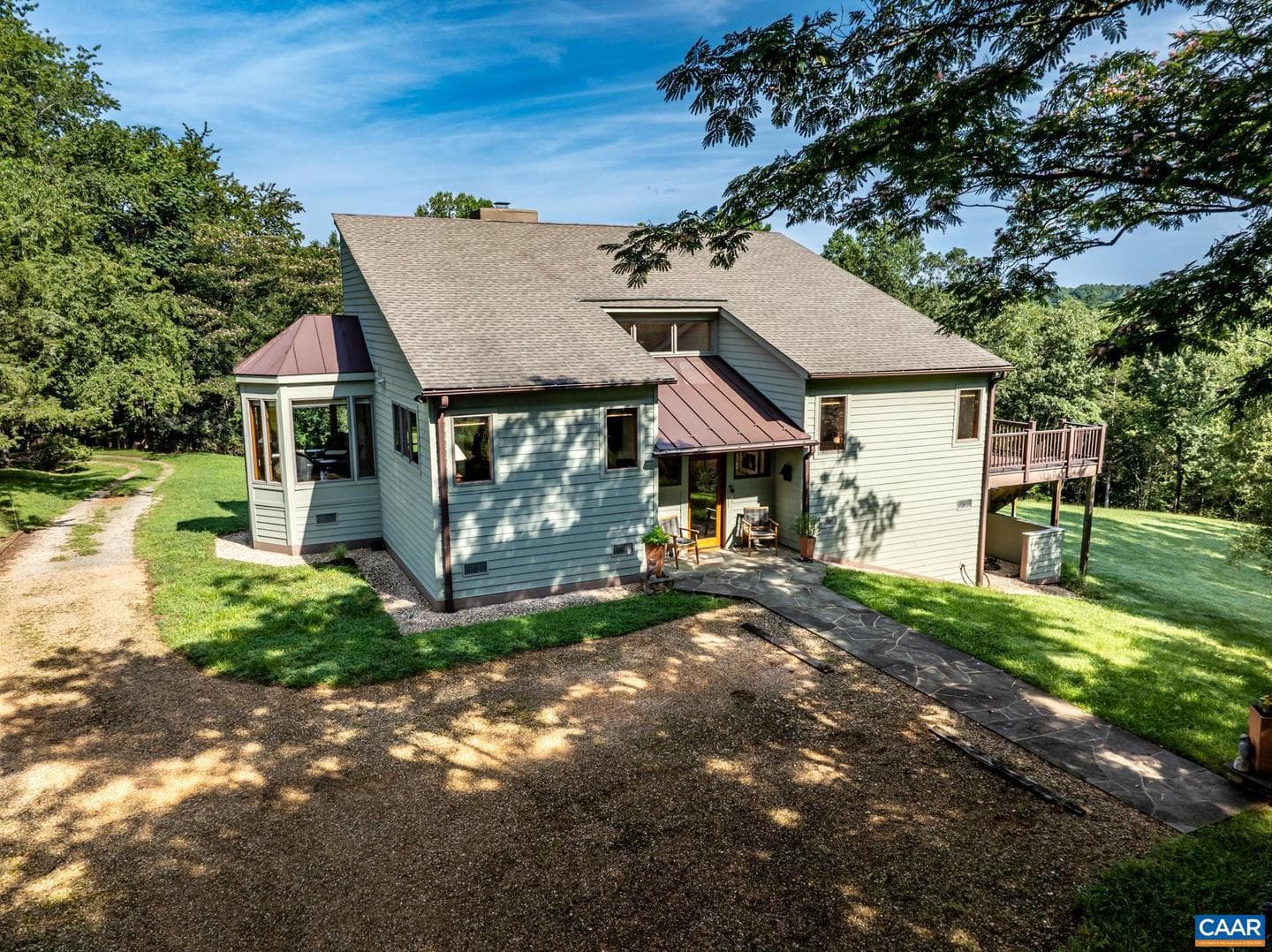 456 Roberts Mountain Rd photo 1